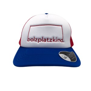 bolzplatzkind-cap-blau-weiss-rot-bpkat505-lifestyle_front.png
