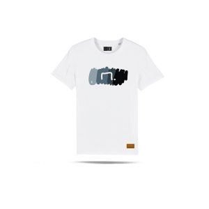bolzplatzkind-free-t-shirt-weiss-grau-bpksttu755-lifestyle_front.png
