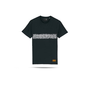 bolzplatzkind-line-up-t-shirt-schwarz-bpksttu755-lifestyle_front.png