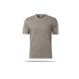 reebok-cl-t-shirt-grau-hb5966-lifestyle_front.png