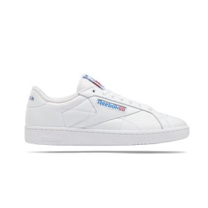 reebok-club-c-grounds-weiss-blau-gy8787-lifestyle_right_out.png