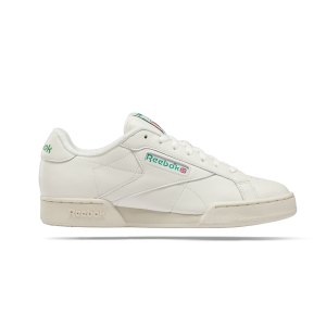 reebok-npc-uk-ii-weiss-fy9434-lifestyle_right_out.png